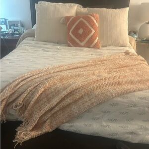 Lily Cream and Orange Bath Blanket